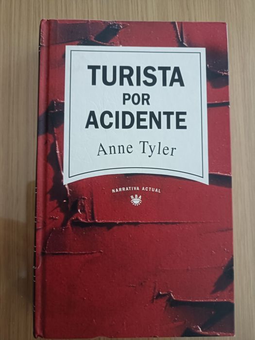 Vendo o Livro Turista por Acidente