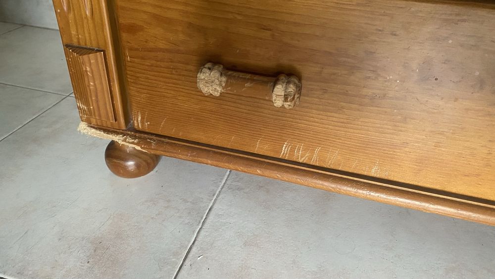Comoda Movel Maciça (Madeira)