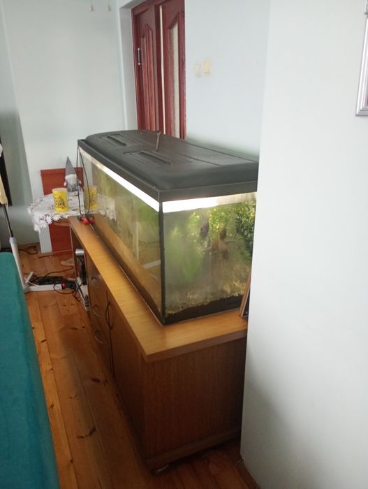 Sprzedam akwarium 350l
