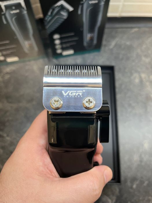 Машинка для стрижки волосся. Машинка для стрижки волос дома