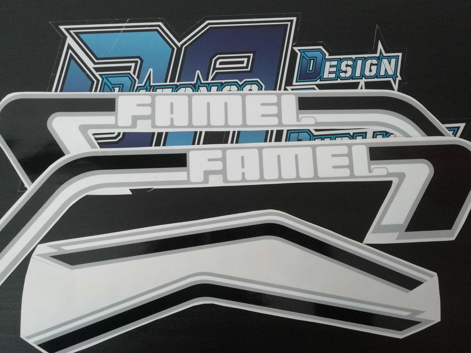 Autocolantes Famel XF 21