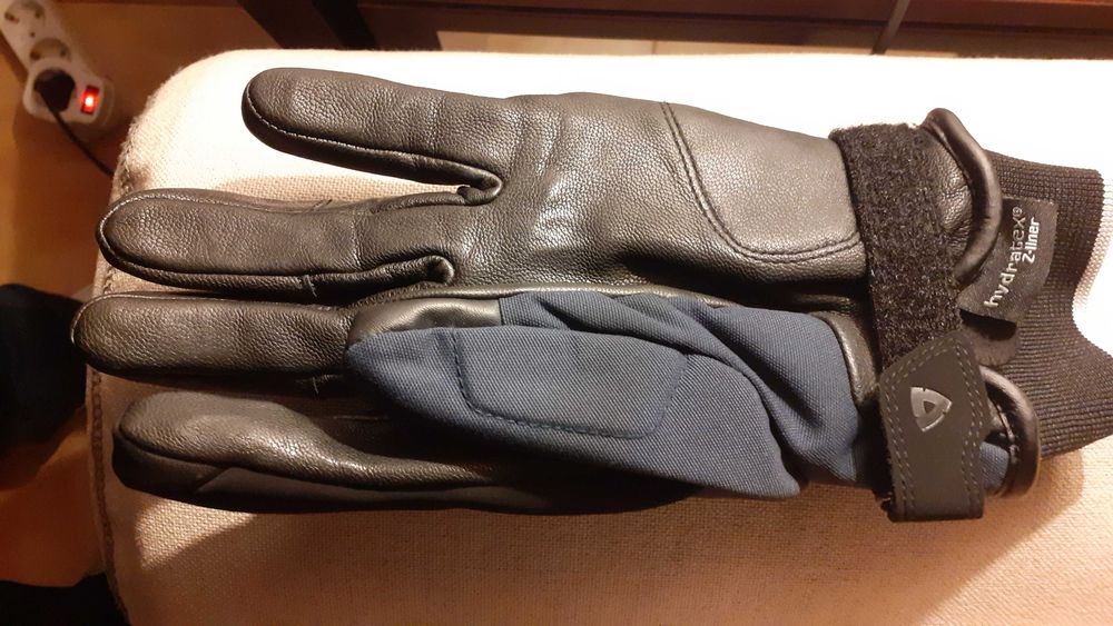 Luvas Revit Hidratex