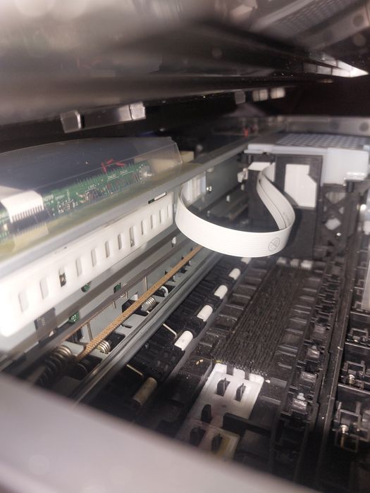 Epson EcoTank L3251 Wi-Fi — потребує ремонту