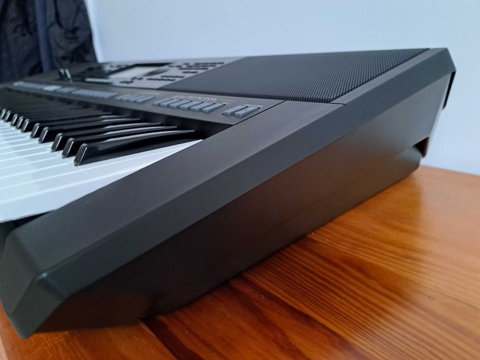 Nowy Keyboard Yamaha PSR-SX720