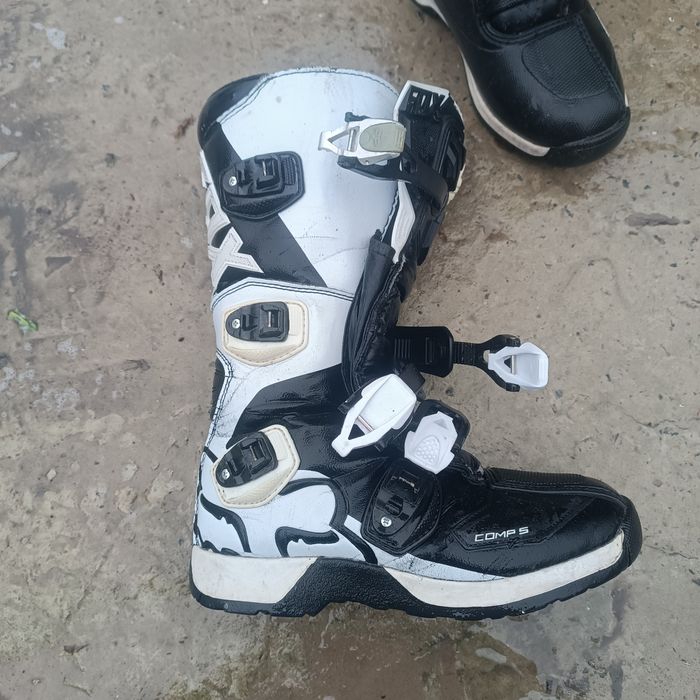 Продам Мотоботи FOX COMP5