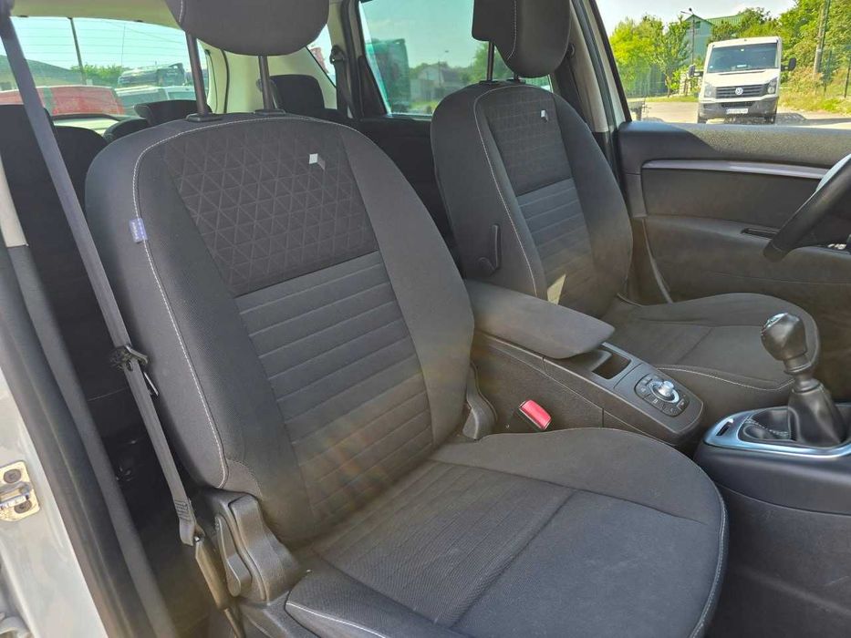 Продам  Renault Scenic 2015. Можна в розстрочку, під викуп.