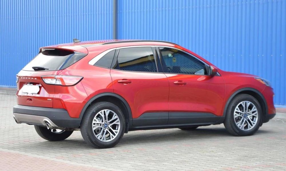 Ford Escape Hybrid 2021