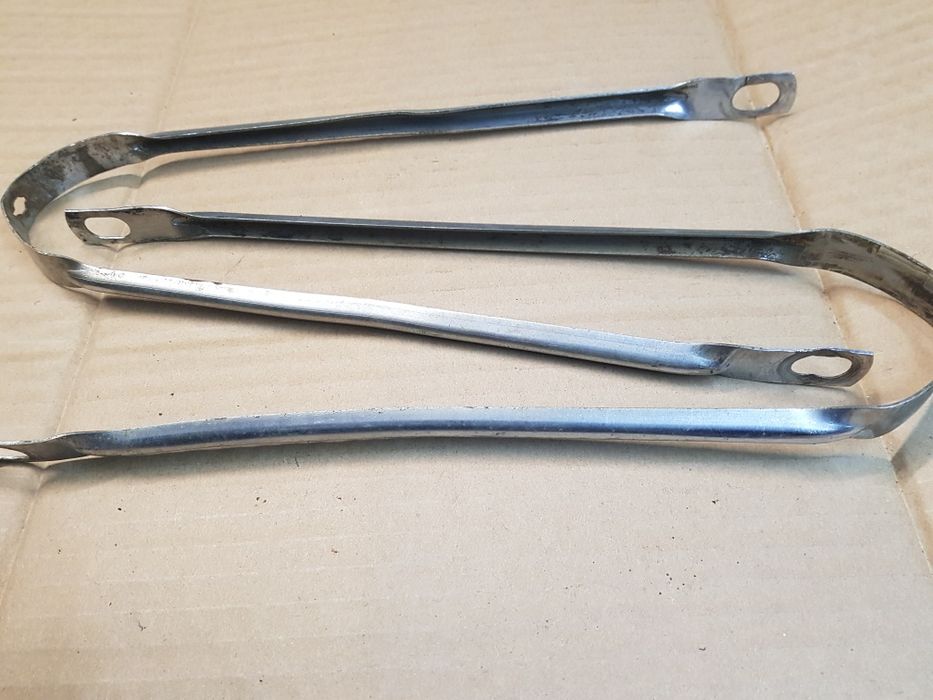 Stare wsporniki wspornik błotnika zzr