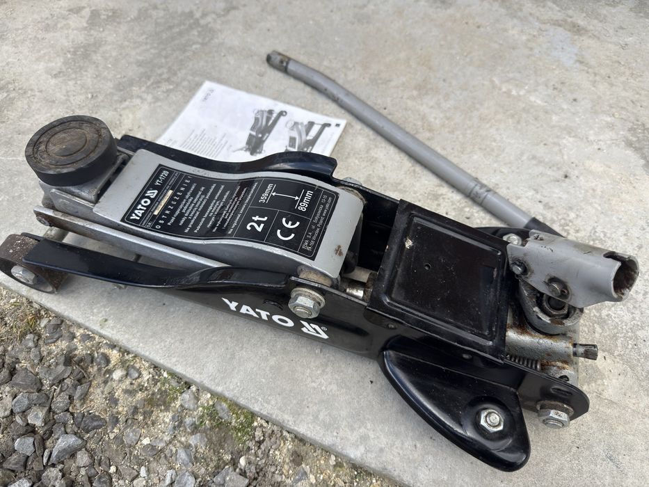 Podnośnik żaba Yato YT-1720 2Tony