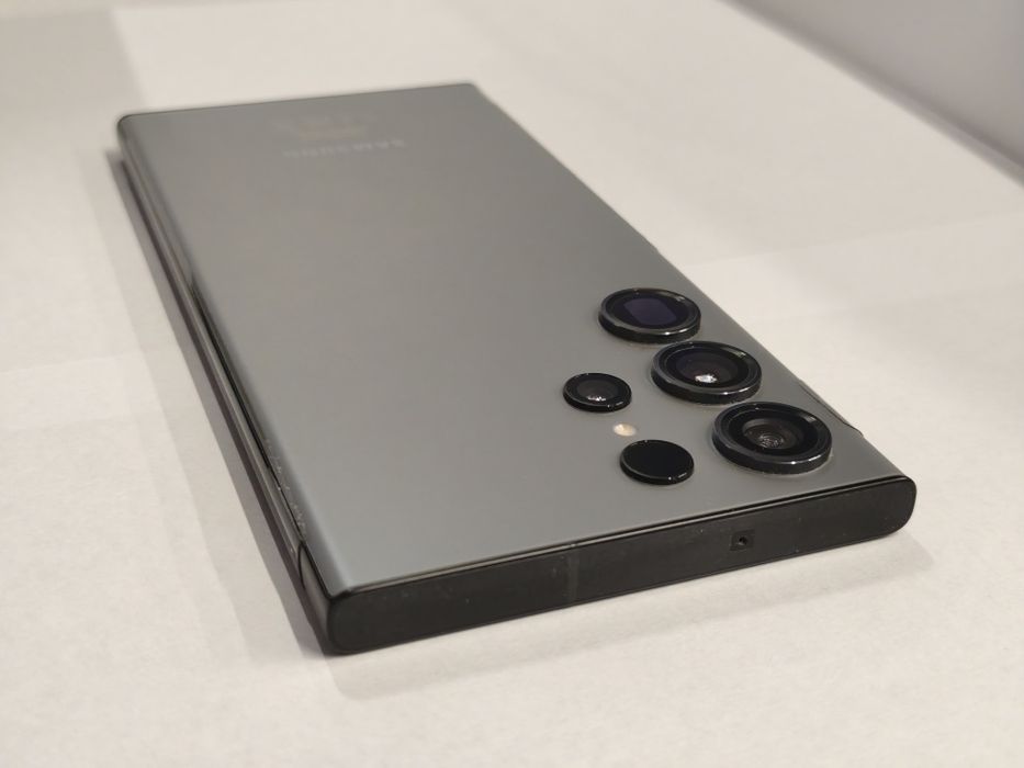 Samsung Galaxy S23 Ultra 12/512 GB Graphite SM-S918B/DS JAK NOWY !!!