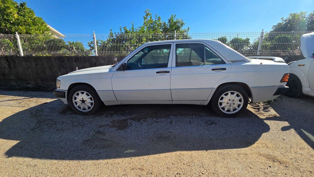 Mercedes-Benz 190D