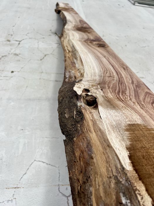 Tábua de Acácia natural — Peça Única