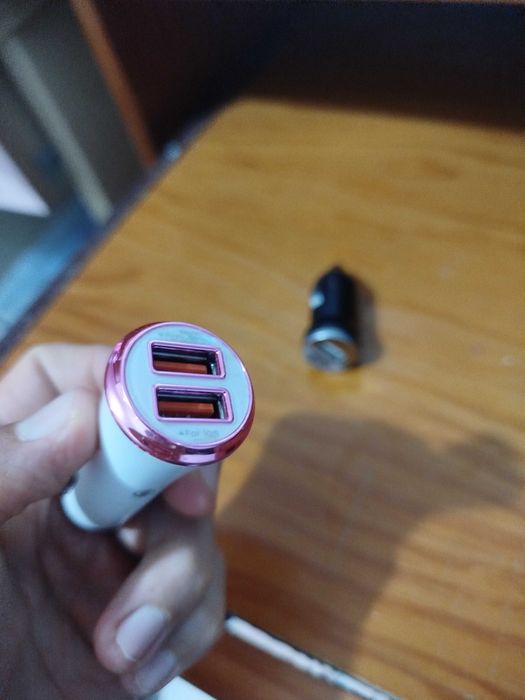 Carregador Adaptador Isqueiro Carro com saída USB carregador telemóvel