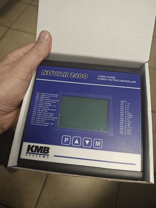 Regulator mocy biernej, Novar 2400