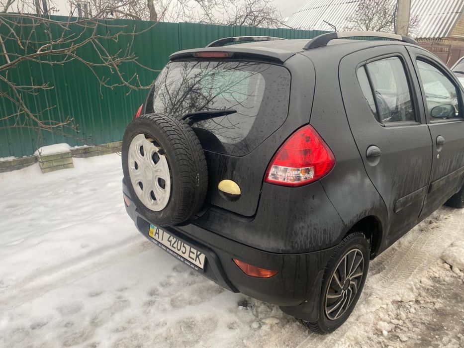 Машина Geely gx2