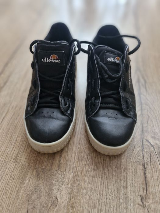 Кроссовки Ellesse 38р.