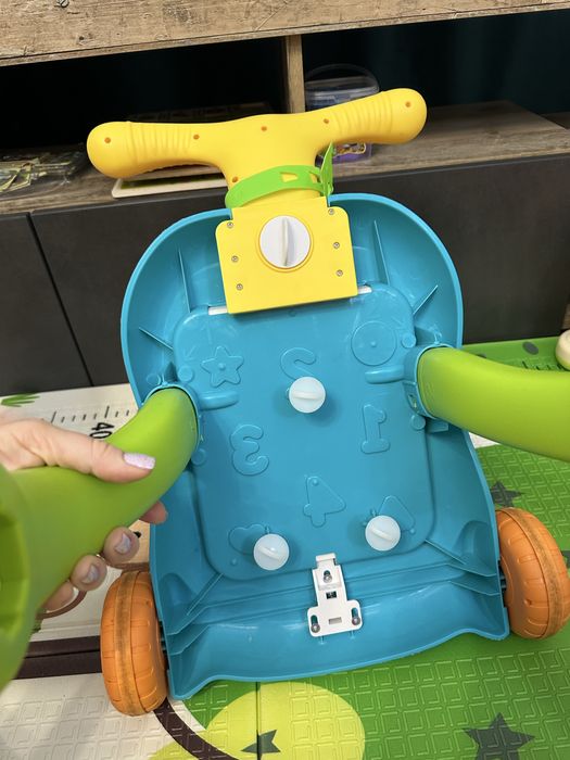 Дитяча каталка ходунки