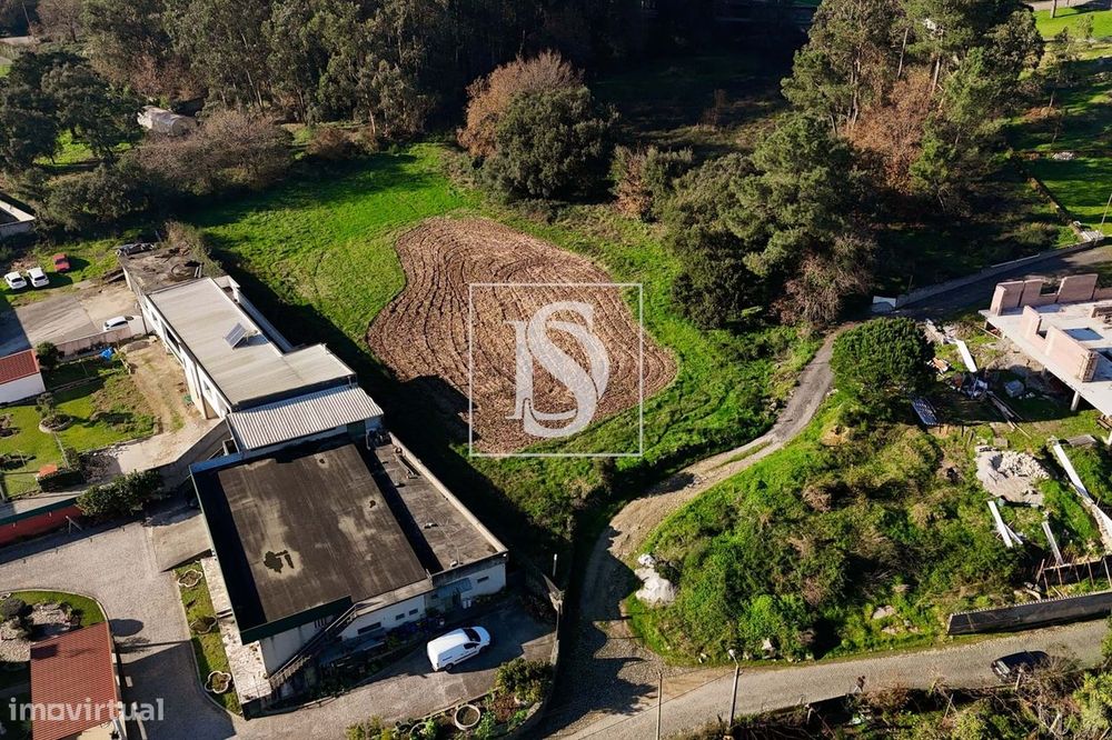 Terreno para construção em Galegos S. Martinho, Barcelos