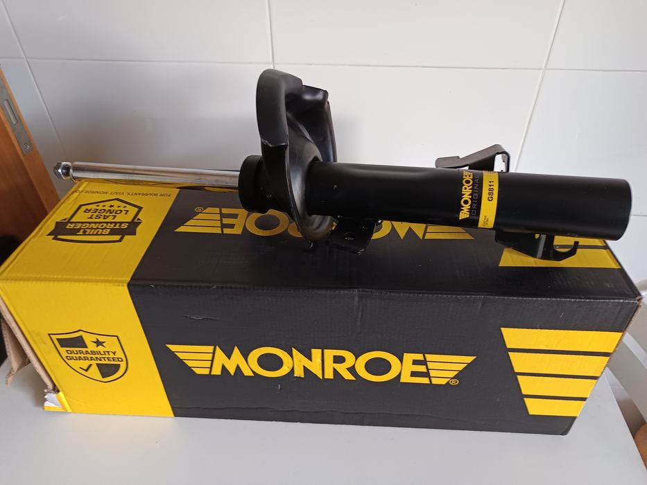 Amortecedor da marca  Monroe, eixo dianteiro, lado direito,  Volvo V50