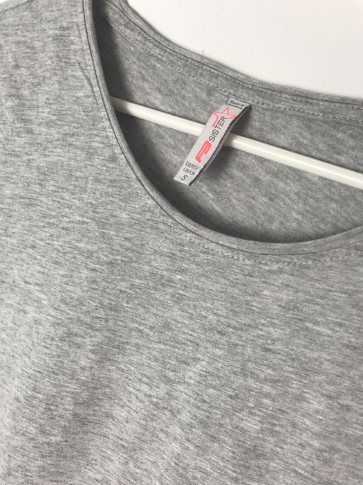 Szary prosty, minimalistyczny t-shirt bawełniany basic casual