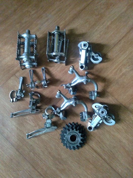 Продам колёса 28 и запчасти