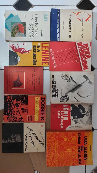 Lote 50 Livros de História e Politica Internacionais