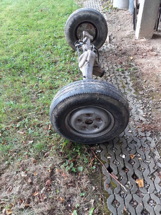 Oś do wozu, przyczepy