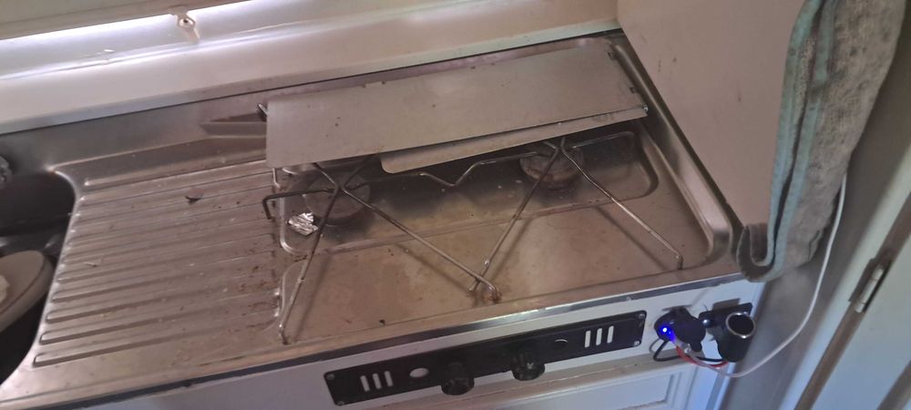 Autocaravana Peugeout j5