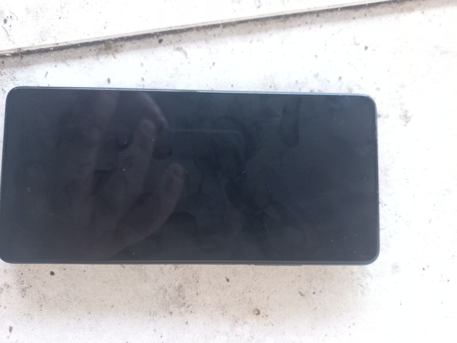 На запчасти или ремонт poco x 5 pro