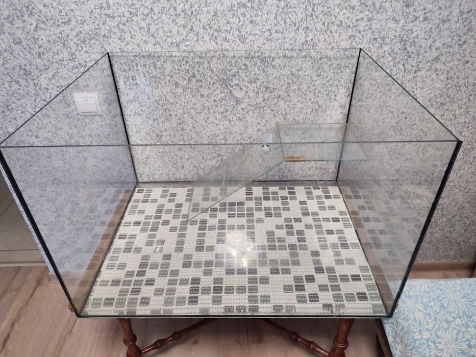 Акваріум для черепахи