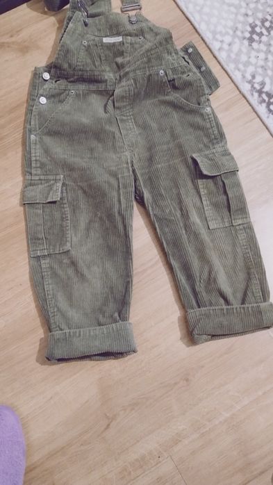 Spodnie sztruksy roz 104
