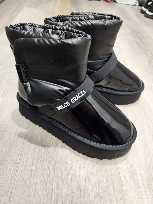 Шкіряні жіночі зимові 36 розмір