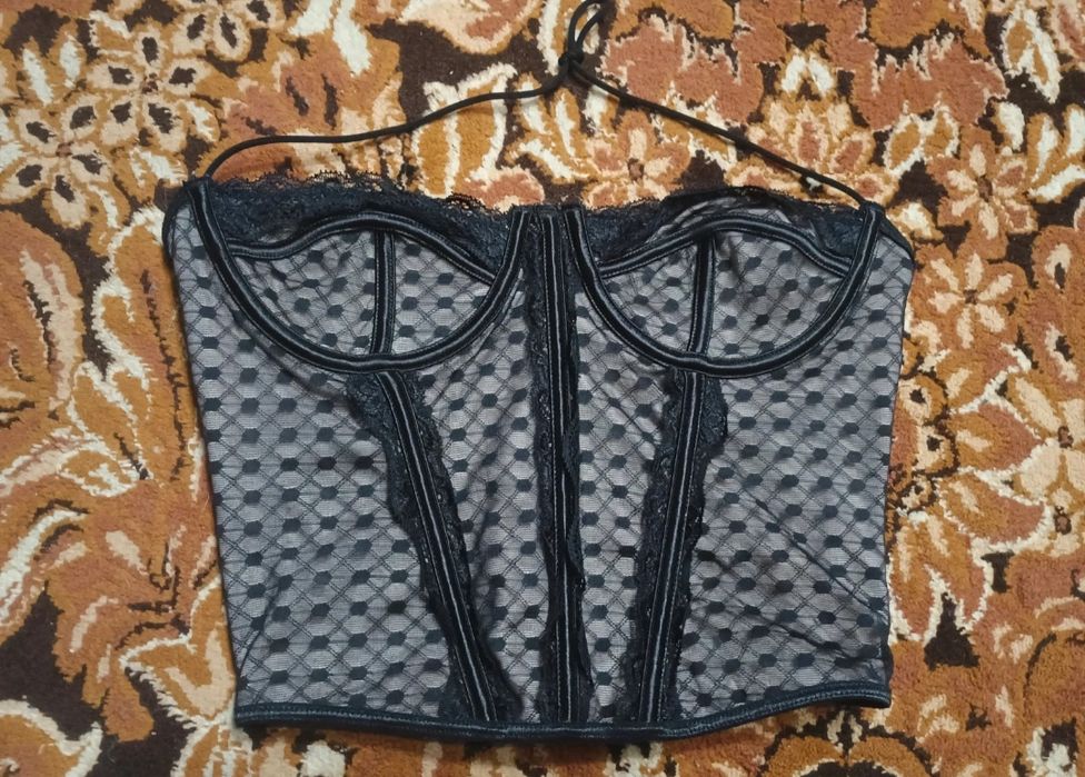 gorsetowy top goth