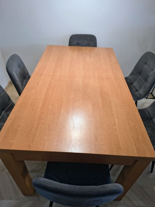 Sprzedam stół 90cm *160cm