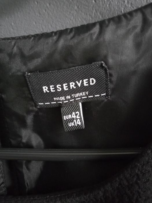 Sukienka czarna 36 Reserved na podszewce mała czarna