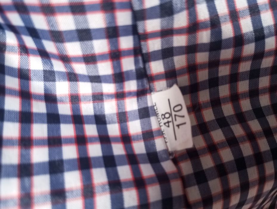 Sprzedam dwa garnitury za jeden garnitur 100zł