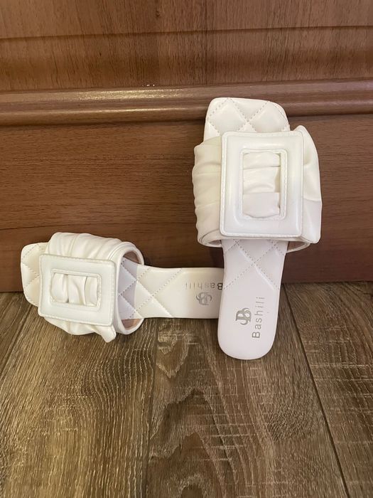 Нові шльопки 36 розмір