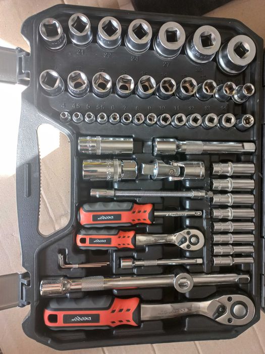 Набор инструментов новый DNIPRO  M  Ultra - 112 единиц.