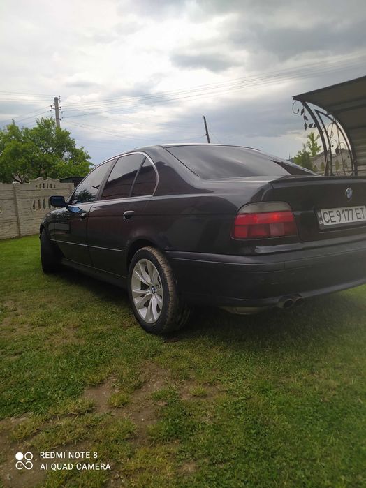 БМВ е39 бензин 2.3 с документами порядок пороги надо будет варить!!!