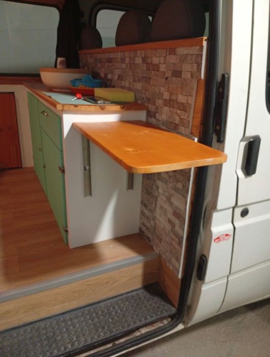 Especial dormitório - Ford Transit - Legalizada