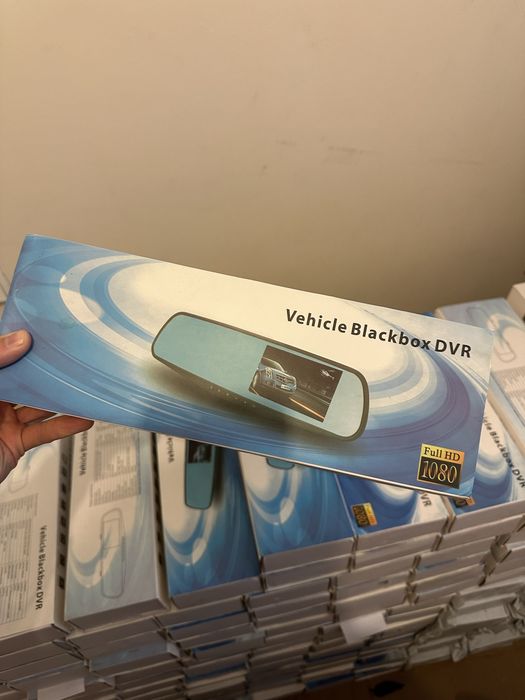 Зеркало видеорегистратор с камерой заднего вида