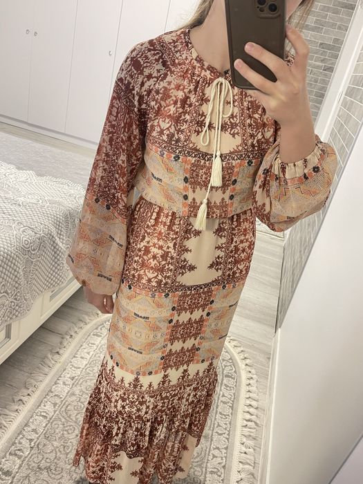 Сукня довга в стилі вишиванки