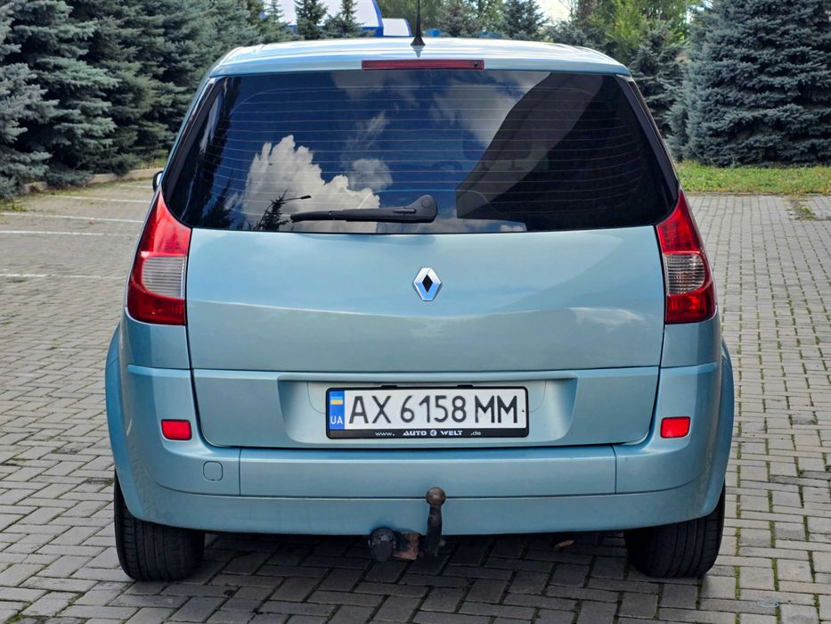 Renault Scenic 2006г.в. 1.6 бензин, механика