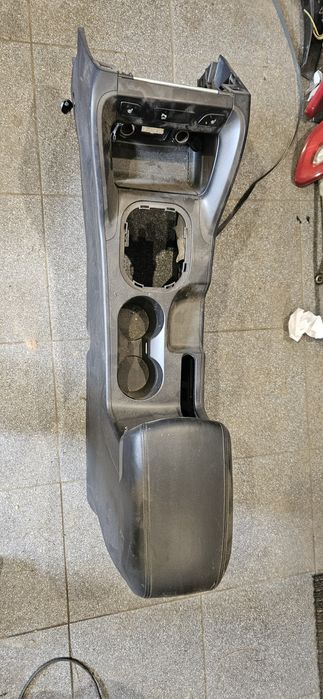 Hyundai ix35 Podlokietnik Tunel