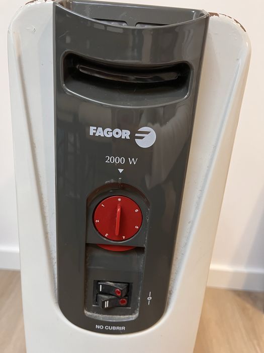 Aquecedor a óleo Fagor