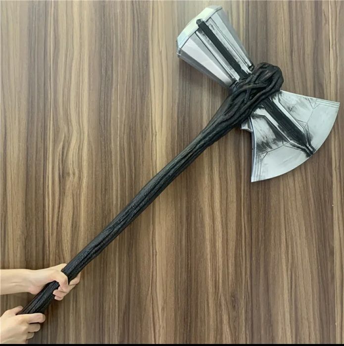 Martelo do Thor Stormbreaker Premium 1:1 Tamanho Real