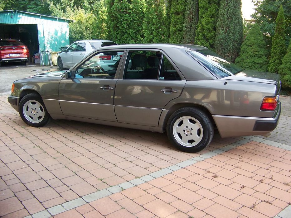 Mercedes-Benz Klasa E