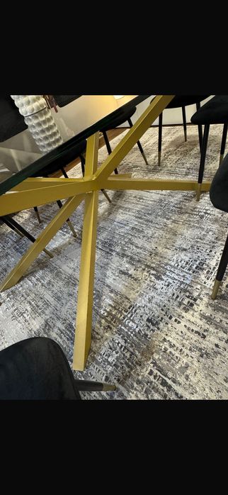 Mesa de jantar em vidro