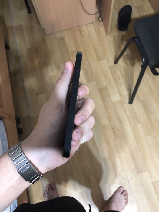 Продам iPhone 13 128gb