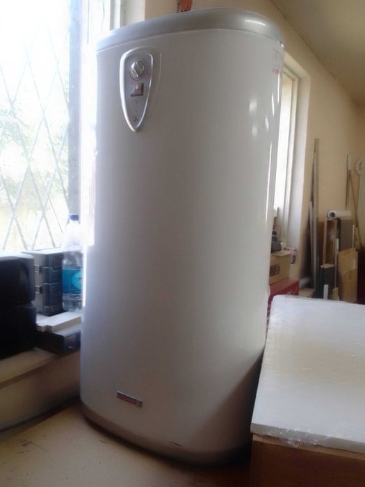 Продам бойлер 80 л